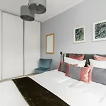 Appartement With Garden Wolkowyska By Renters Poznań