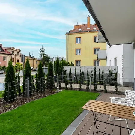 With Garden Wolkowyska By Renters Poznań