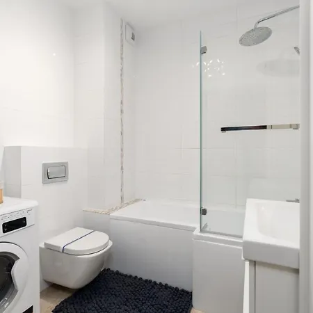 With Garden Wolkowyska By Renters Poznań