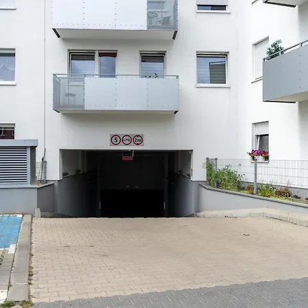 With Garden Wolkowyska By Renters Апартаменты *