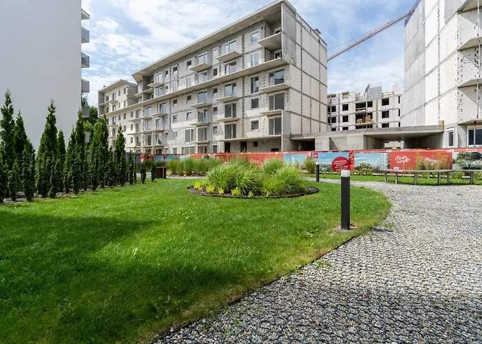 With Garden Wolkowyska By Renters Apartamento *